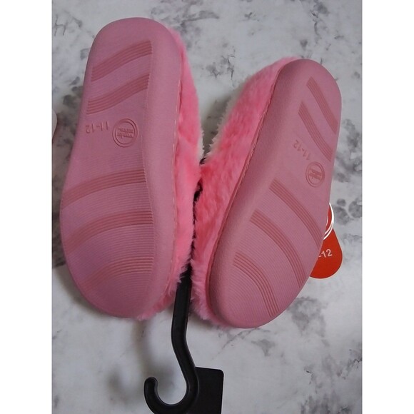 NWT 2 Wonder Nation Slippers - Picture 4 of 8